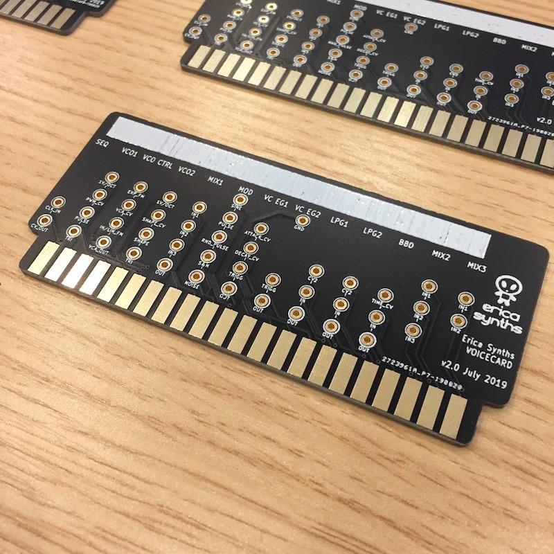 Erica Synths/Pico System III Desktop Box【お取り寄せ商品】 : 宮地