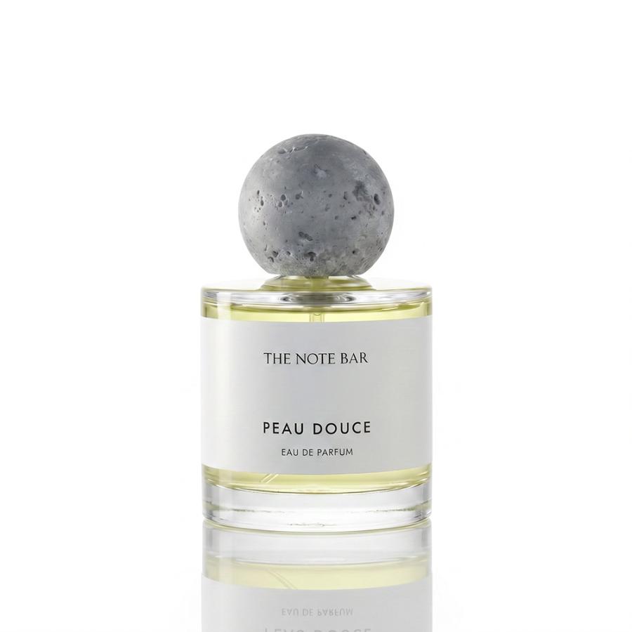 PEAU DOUCE（ポー・ドゥース）／50ml パルファム 香水