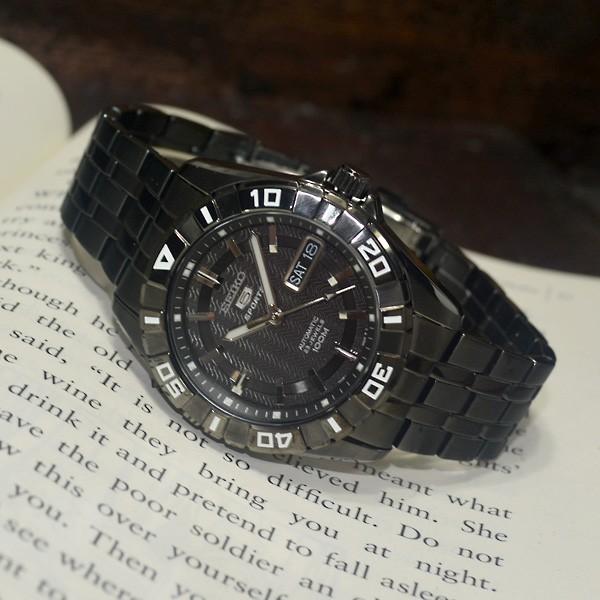 SEIKO5SPORT 自動巻き 腕時計 ブラック Amazon | [Seiko] 自動巻き腕時計 Field 'Stealth 5つのスポーツ