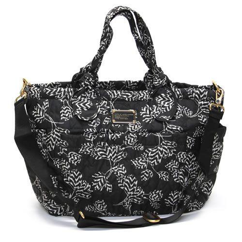 マークバイマークジェイコブス オムツ替えマット付 ロゴステッチ キルティング ナイロン マザーズバッグ 2WAYショルダー M0001484A 80011 BLACK MULTI