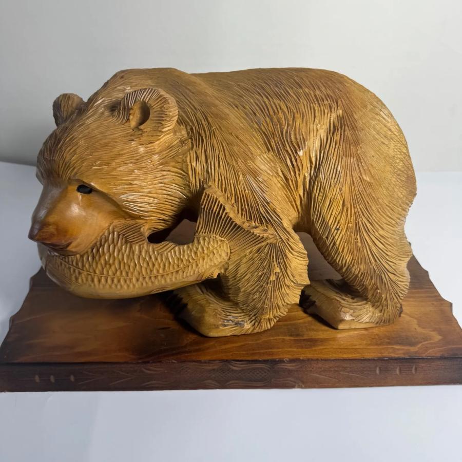 北海道 木彫り熊 鮭をくわえた熊】伝統工芸 民芸品 置物 天然木 彫刻