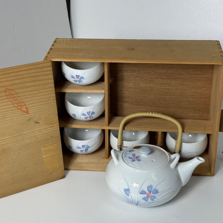 未使用 高級有田焼 急須&5品茶碗セット 有田焼 椎幸作 茶器セット 急須＆湯呑み5客 木箱付き 未使用 高級和