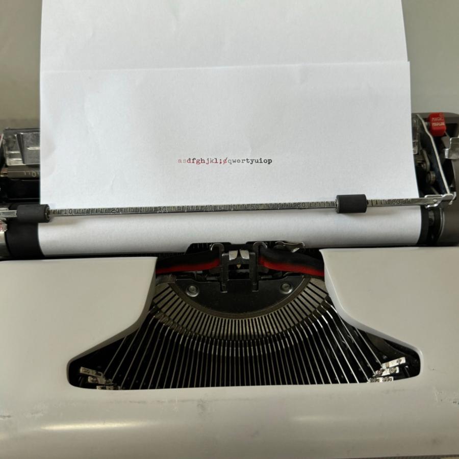 完動品 ROYAL FUTURA 800 ロイヤル タイプライター フトゥーラ 1958