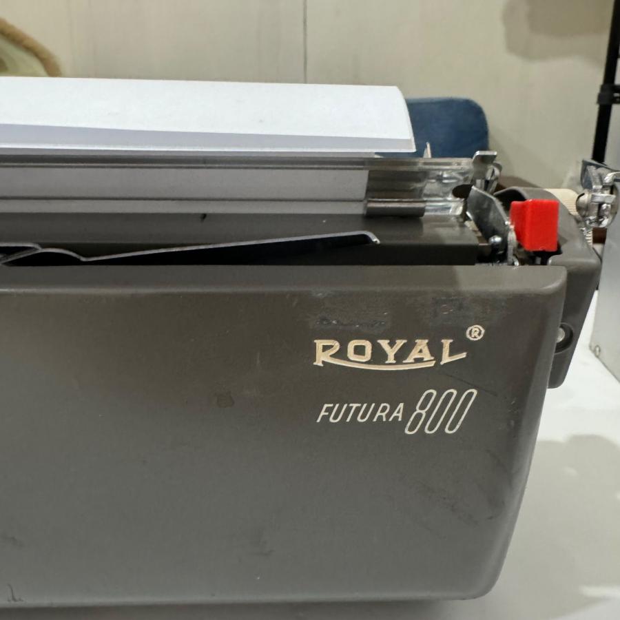 完動品 ROYAL FUTURA 800 ロイヤル タイプライター フトゥーラ 1958