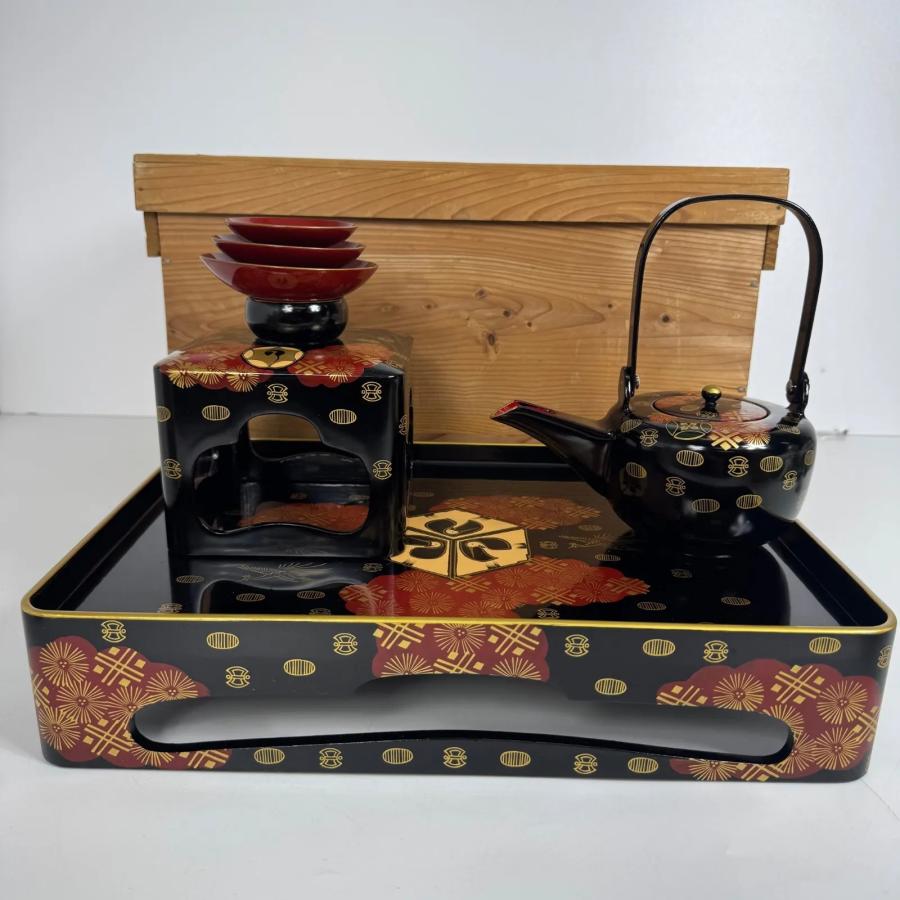 会津塗 黒塗 絵島型 四ツ揃 婚礼用 漆器セット 木箱入 金彩 鶴文様