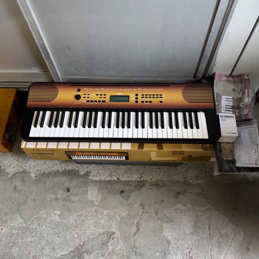 YAMAHA（ヤマハ） 電子キーボード PSR-E360MA 展示品 61鍵盤 木目調