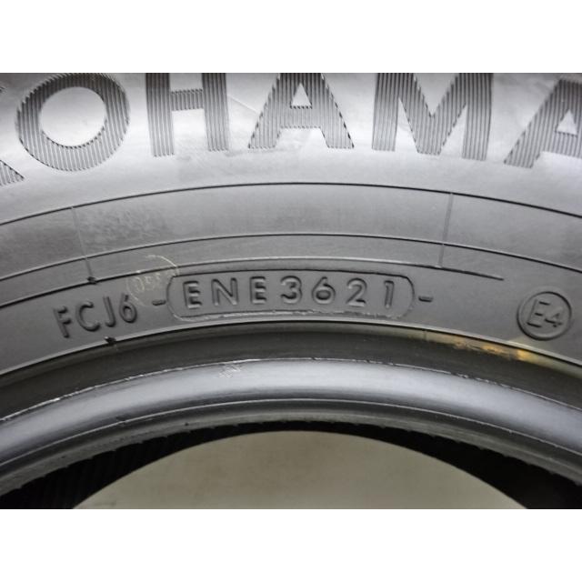 M-497(送料無料/代引きOK)ランクS 中古 美品 バリ溝 185/70R14 YOKOHAMA iceGUARD iG60 2021年 8.5〜9分山 スタッドレス 4本SETの画像