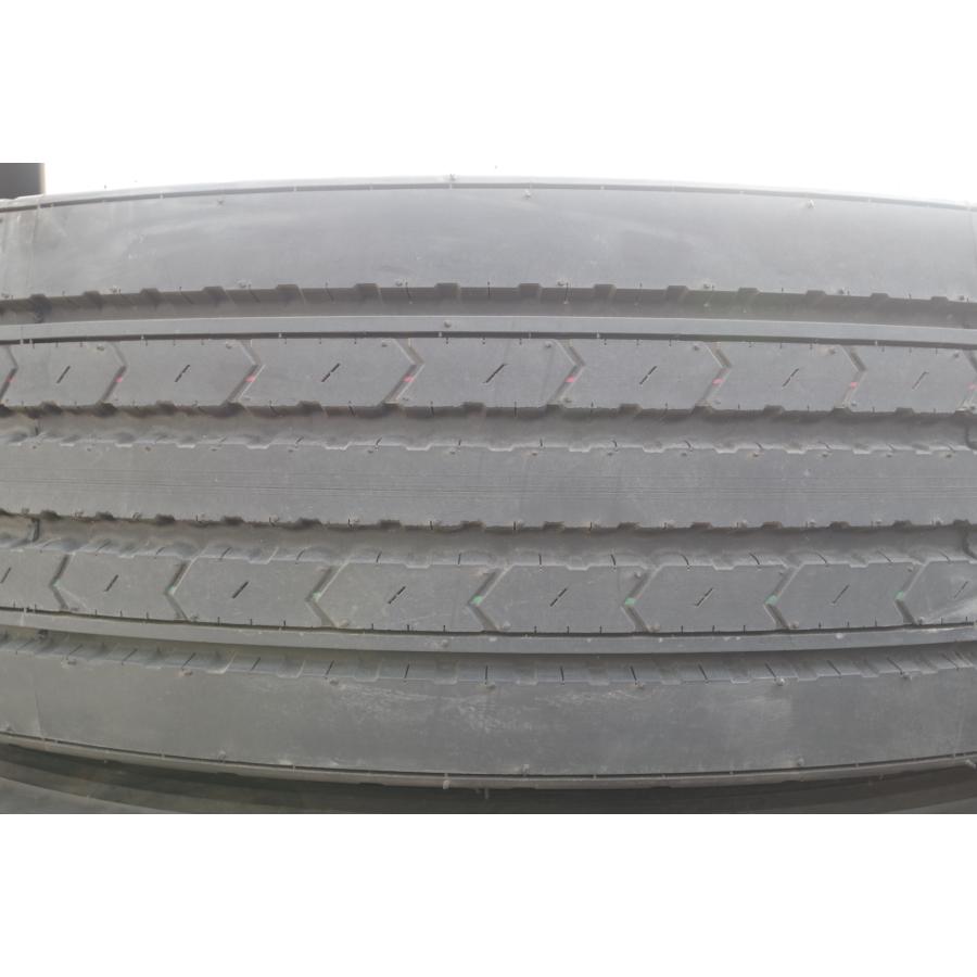 A-461(直接引き取り限定)ランクN ほぼ新品 イボ少しあり 275/80R22.5 151/148J ダンロップ SP330 2025年 夏タイヤ 8本SET トラックの画像
