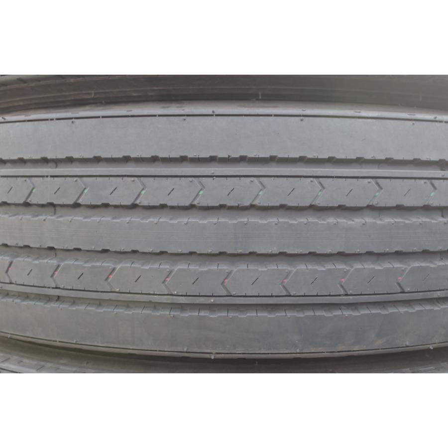 A-461(直接引き取り限定)ランクN ほぼ新品 イボ少しあり 275/80R22.5 151/148J ダンロップ SP330 2025年 夏タイヤ 8本SET トラックの画像