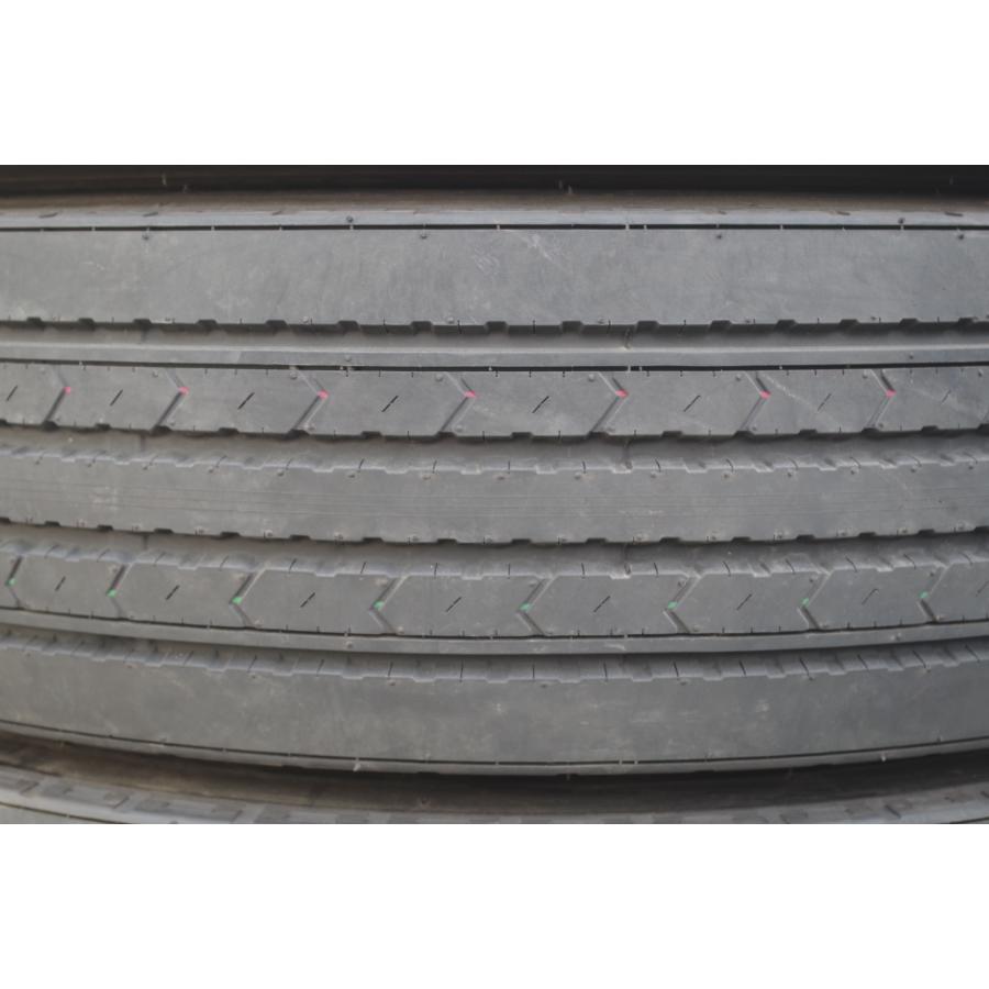 A-461(直接引き取り限定)ランクN ほぼ新品 イボ少しあり 275/80R22.5 151/148J ダンロップ SP330 2025年 夏タイヤ 8本SET トラックの画像