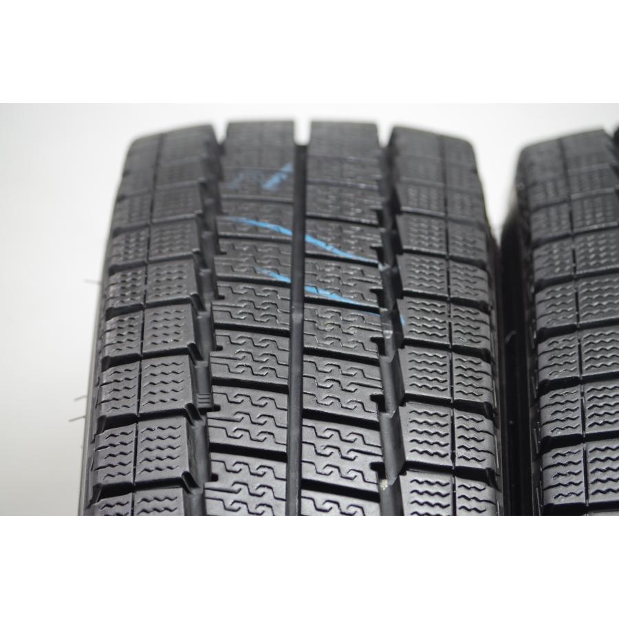 V-403(送料無料/代引きOK)ランクS 中古 美品 165/80R14 91/90N ダンロップ ウインターマックスLV01 2024年 9〜9.5分山 スタッドレス 2本の画像