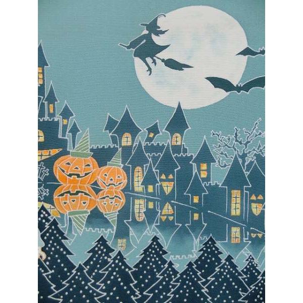 手描友禅作家　佐藤 洋宜　作　染め九寸名古屋帯　ハロウィン　水色地　かぼちゃ　コウモリ　魔女　月　ハロウィンが待ち遠しくなるとても楽しい絵柄_5