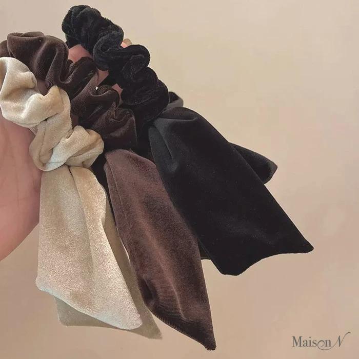 ベロアリボンシュシュ アシンメトリーリボンシュシュ |  | 16