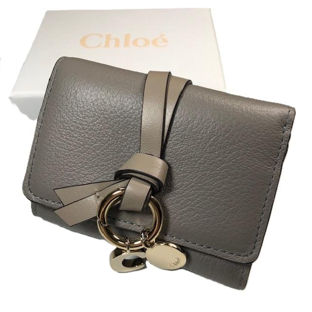 Chloe（クロエ） アルファベット 三つ折り ミニ財布 カシミアグレー 