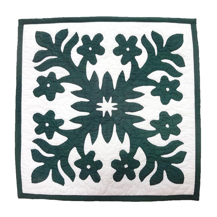 ハワイアンキルトクッションカバー　はなちゃん ハワイアンキルトクッションカバー はなちゃん様専用