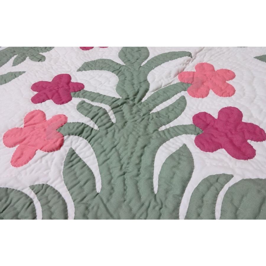 ハワイアンキルト　プルメリアレースのタペストリー新作品 プルメリアのタペストリー ハワイアンキルトキット | Hawaiian