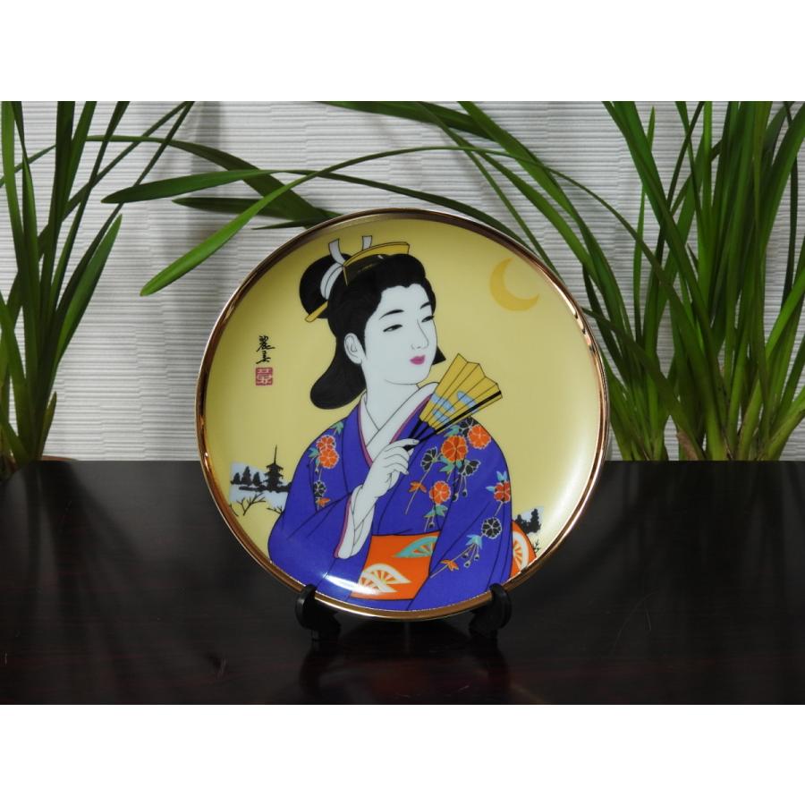 芸者絵画(三日月)11.5cmD.絵皿・美人画絵皿　日本美人着物・(4-1/2"D.Plate w/ Geisha Girl and crescent moon) |  | 01