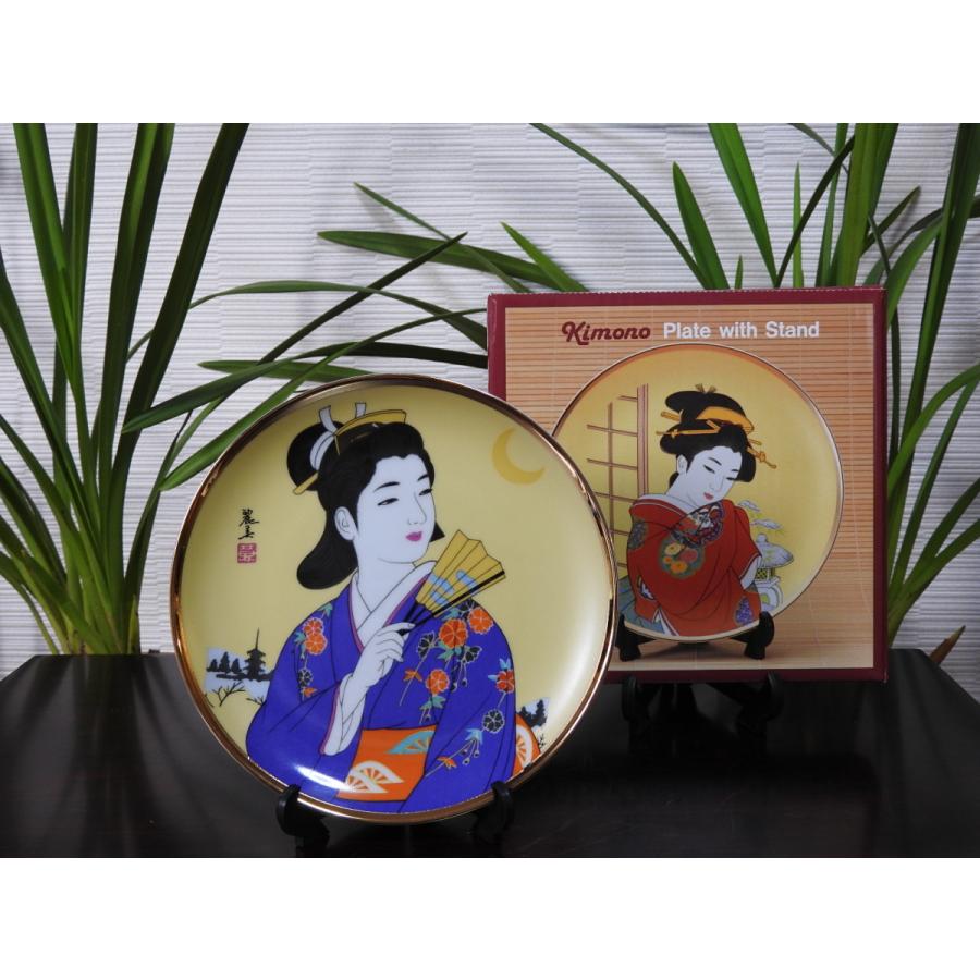 芸者絵画(三日月)11.5cmD.絵皿・美人画絵皿　日本美人着物・(4-1/2"D.Plate w/ Geisha Girl and crescent moon) |  | 02
