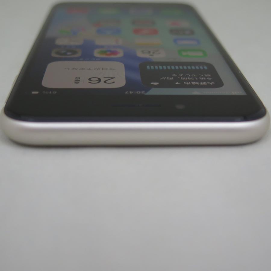 iPhone SE 3 64GB 第3世代 スターライト docomo SIMロック解除済 中古
