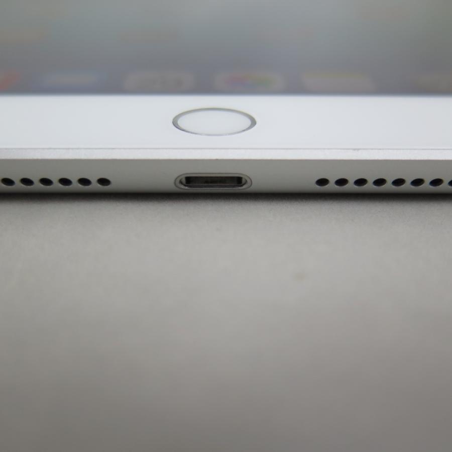 iPad 8 第8世代 Wi-Fi＋Cellular 32GB シルバー au SIMロック解除済