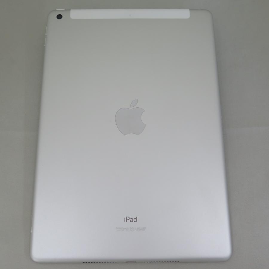 iPad 第8世代 32GB シルバー SIMフリー 美品 iPad 8 Wi-Fi＋Cellular 32GB シルバー 第8世代 SIMフリー 中古品