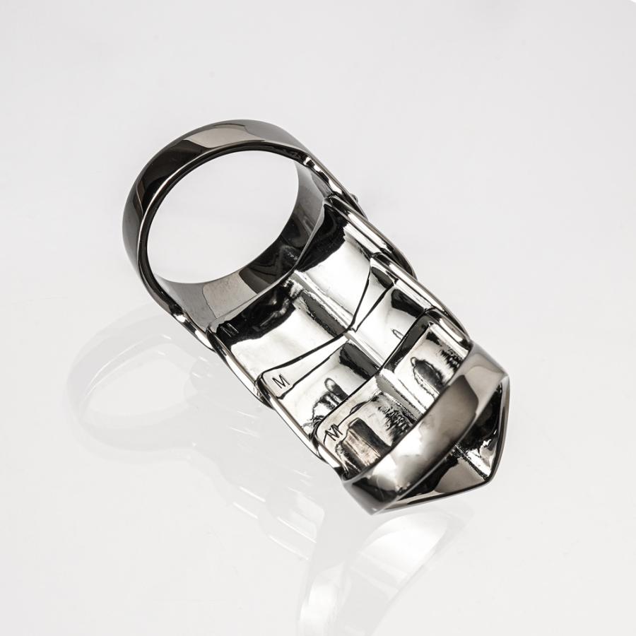 Vivienne Westwood ヴィヴィアンウエストウッド ARMOUR RING Vivienne Westwood ヴィヴィアンウエストウッド ARMOUR RING