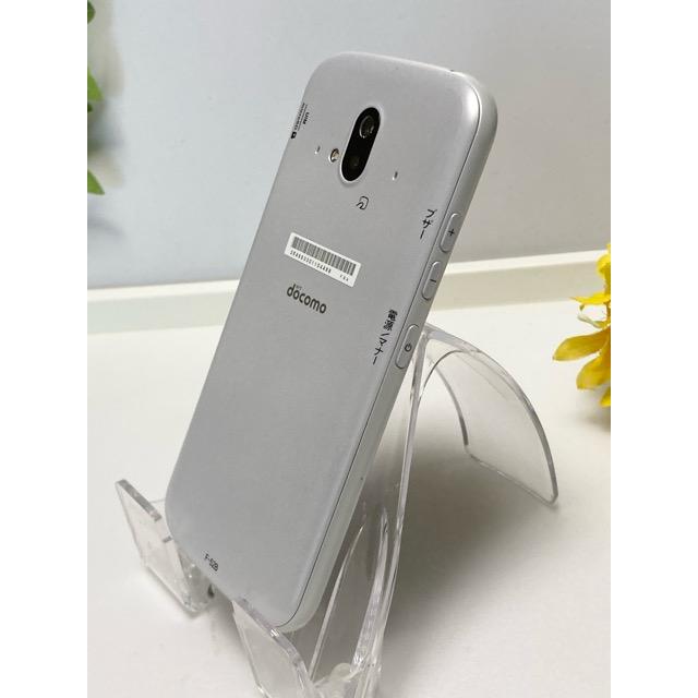 NTT docomoらくらくフォン F-52B ホワイト SIMフリー 64GB らくらくスマートフォン 使用少 美品 FCNT F-52B [64GB] docomo SIM