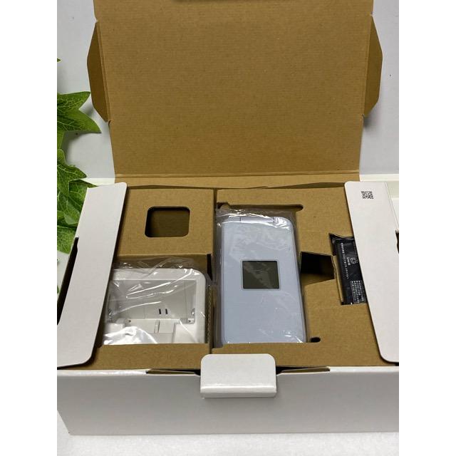 新品未使用品 らくらくホン ホワイト F-01M 富士通 Fujitsu docomo ドコモ SIMロック解除済 ガラホ ガラケー 現品のみ A6677 | らくらくシリーズ | 03