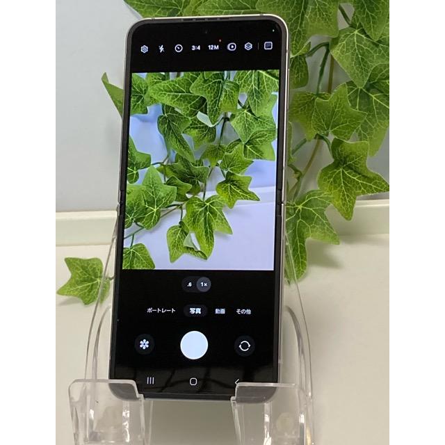 Galaxy 使用少 美品 SIMフリー SAMSUNG Z Flip6 256GB ☆シルバー