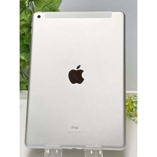 iPad ドコモ SIMフリー 第7世代 Wi-Fi + Cellular 32GB シルバー