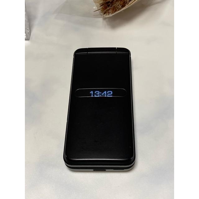 au携帯電話京セラKYF42美品 KYOCERA（京セラ） 美品 au by KDDI GRATINA KYF42 ブラック ☆SIM