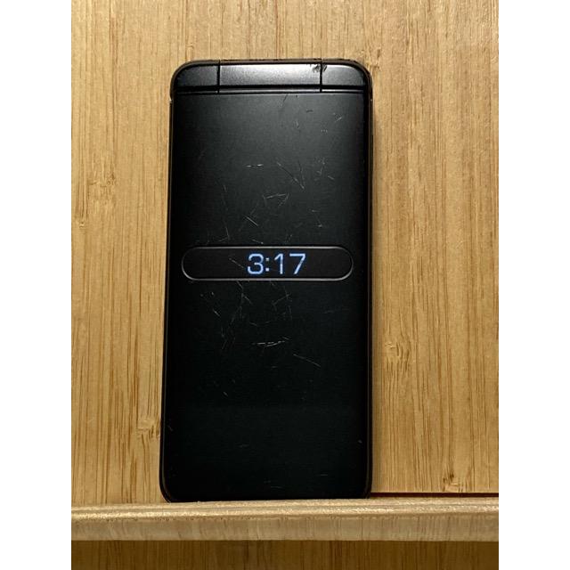 kyf42 黒　未使用に近い　simロック解除済み KYOCERA（京セラ） GRATINA KYF42 ブラック SIMロック解除済み Bランク