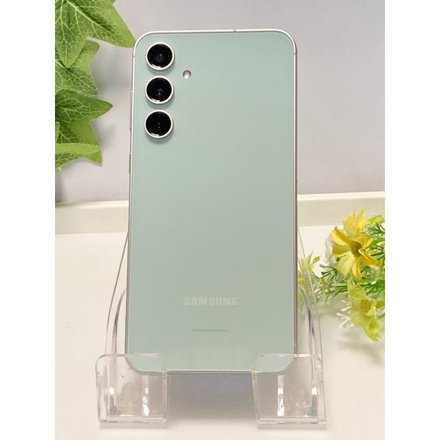 新品同様 Galaxy S23 FE SCG24 Samsung au SIMフリー 判定〇 8GB/256GB グリーン ☆ スマホ本体 A9752の画像