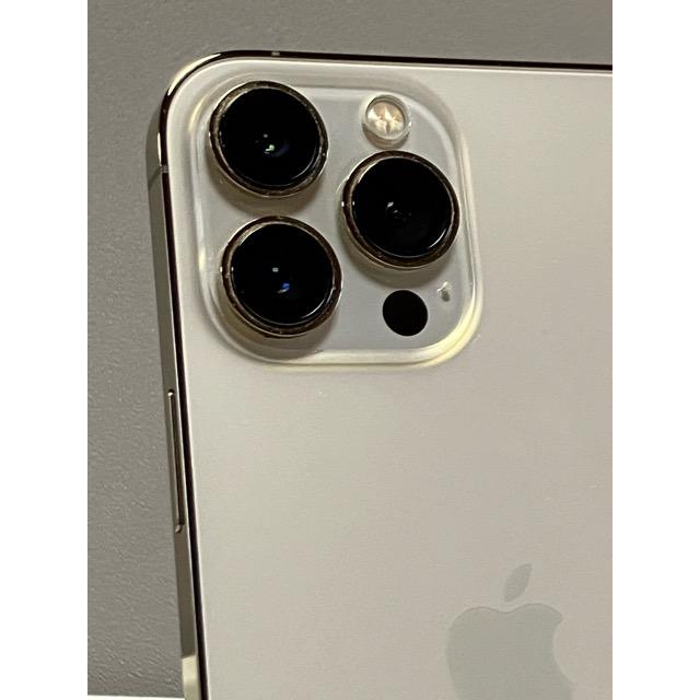 美品 アップル Apple iPhone 13 pro Max 512GB ゴールド 国内版 SIMフリー [MLJV3J/A] 送料無料 A9774の画像