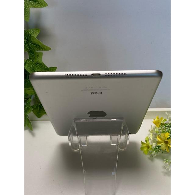 iPad ソフトバンク mini 3 16GB シルバー Wi-Fi＋Cellular 7.9インチ 