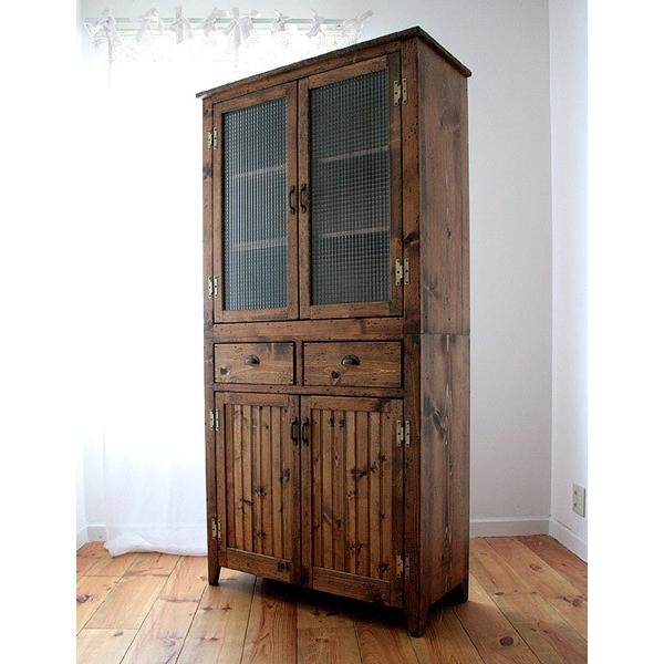 GlassCabinet 板ガラス、真鍮取っ手 パイン家具 キャビネット : モビリ