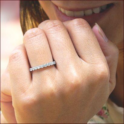 ダイヤモンド リング エタニティリング 0.8ct VSクラス Gカラー