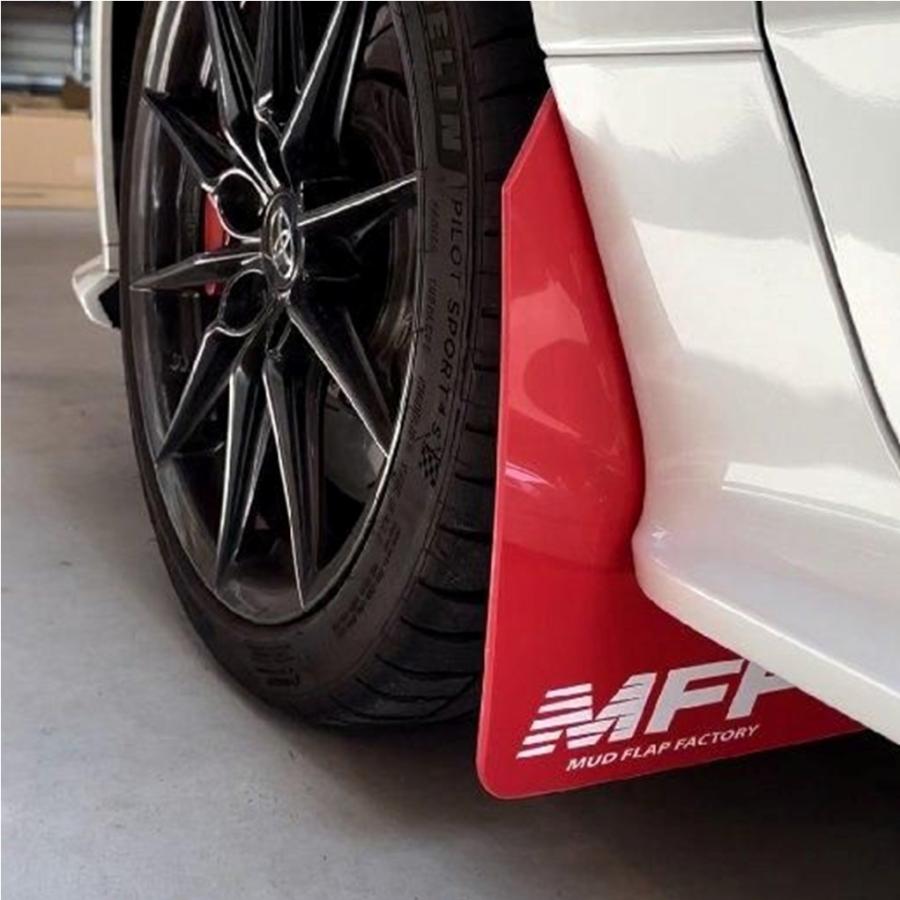 MFF マッドフラップ リアのみ 左右2枚　トヨタヤリス 金具なし 中古 トヨタ（TOYOTA） MFF【マッドフラップファクトリー】 マッドフラップ