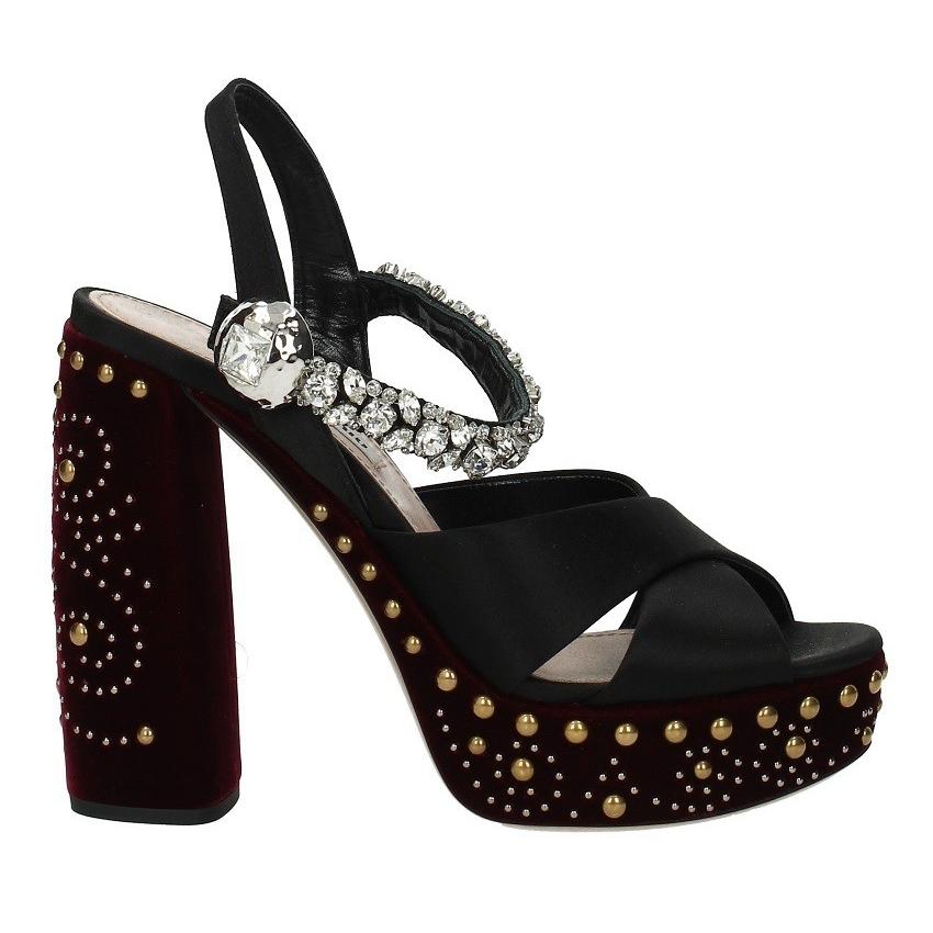 人気商品の 綺麗 ミュウミュウ サンダル 厚底 25.5cm ラメ ゴールド