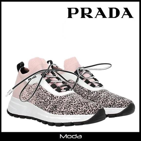 最終値下げ プラダ スニーカー レディース ピンク Prada 靴 ロゴ レースアップ ローカット 直販安い Cac Itc Com