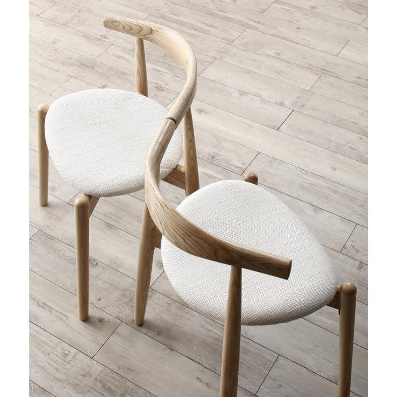 完成品 見るたび、座るたび、そのデザイン性にうっとりするダイニングチェア2脚セット 天然木 |  | 02