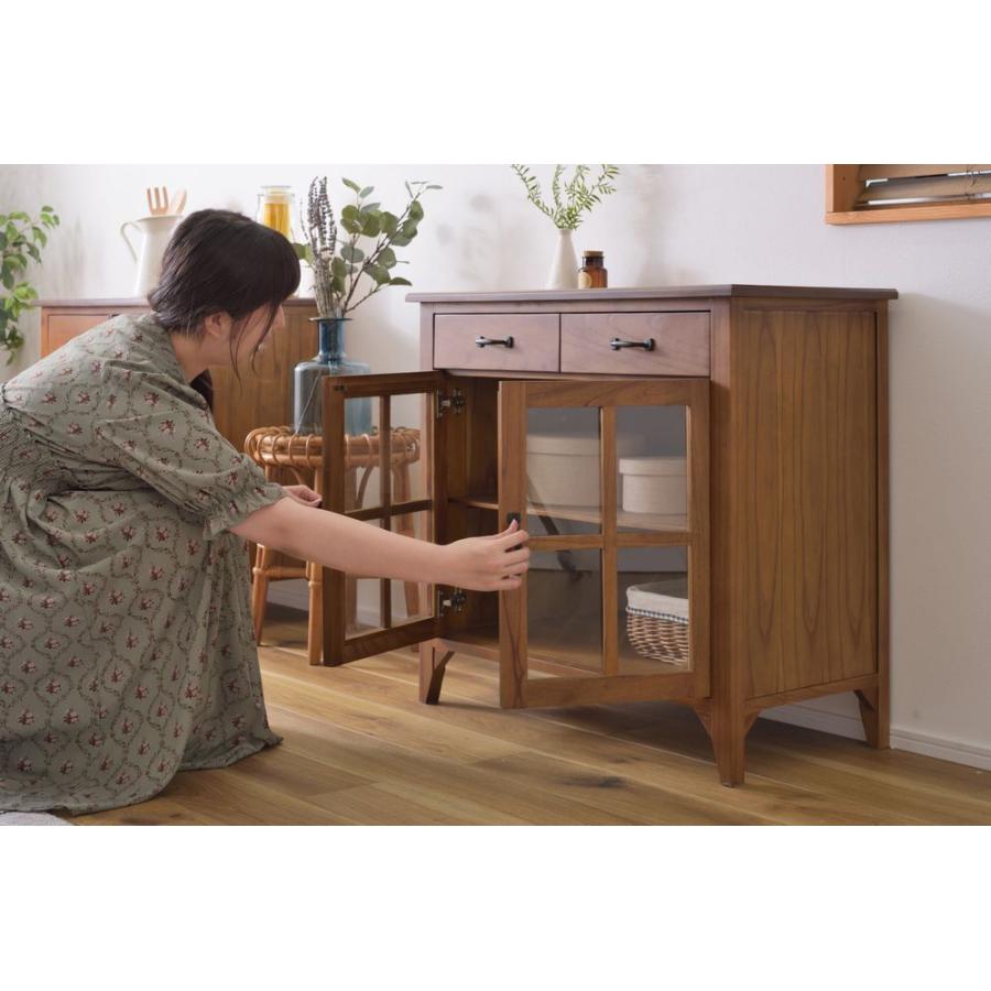 レトロかわいい天然木とガラスとアイアンのキャビネット 完成品 引き出し2杯付 電話台 チェスト 玄関ディスプレイ |  | 11