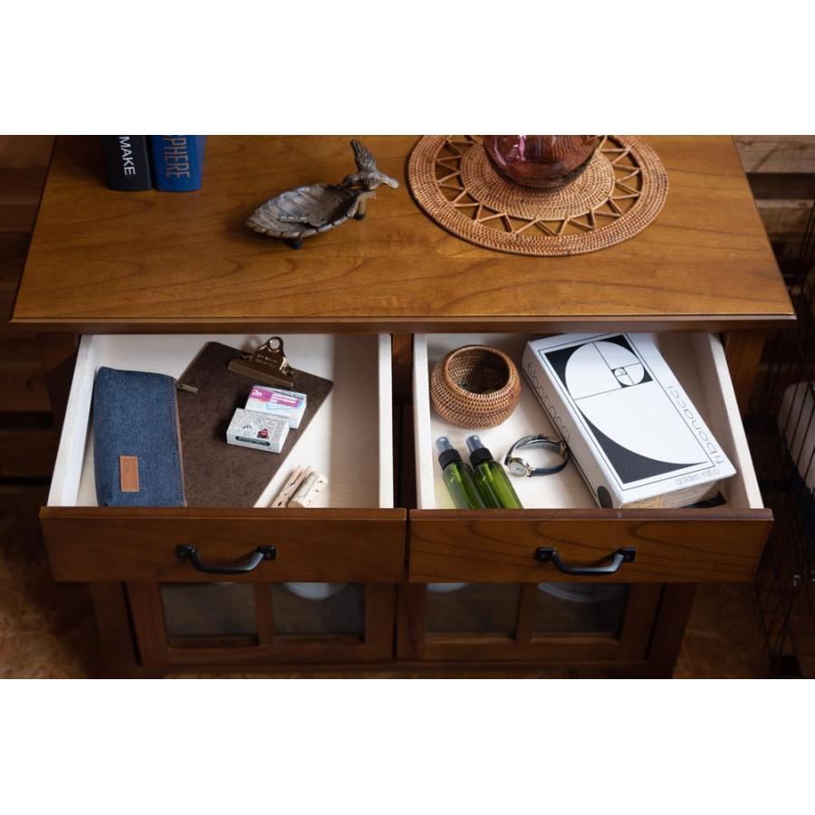 レトロかわいい天然木とガラスとアイアンのキャビネット 完成品 引き出し2杯付 電話台 チェスト 玄関ディスプレイ |  | 08