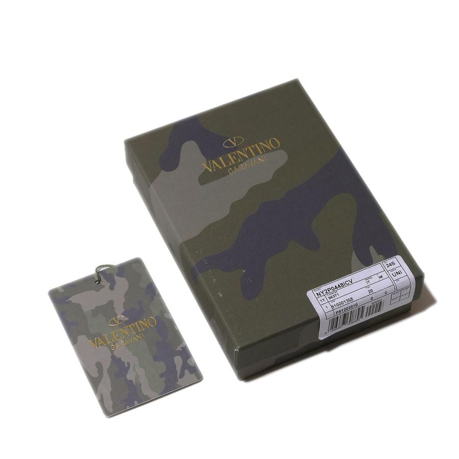 VALENTINO（ヴァレンティノ） ガラヴァーニ カードケース CAMU