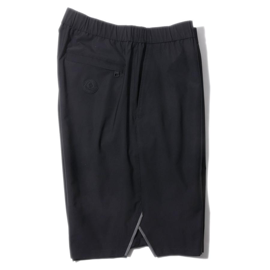 MONCLER（モンクレール） ショートパンツ 2B00001 999ブラック