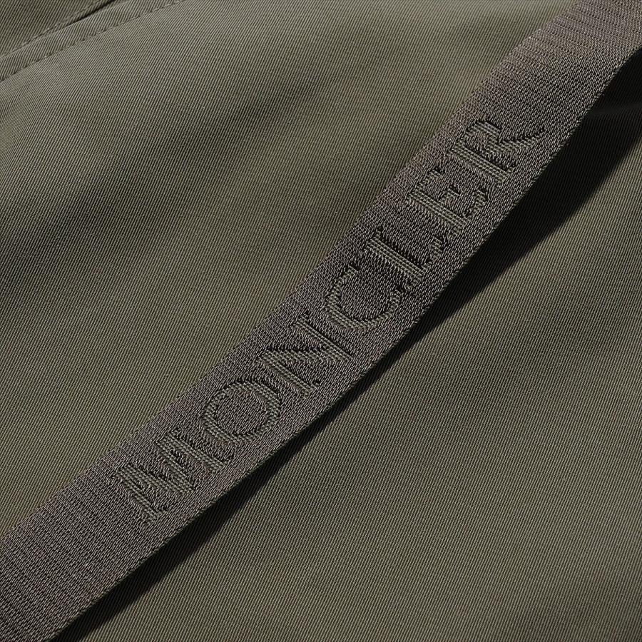 MONCLER（モンクレール） カーゴショートパンツ 2B00013 833カーキ