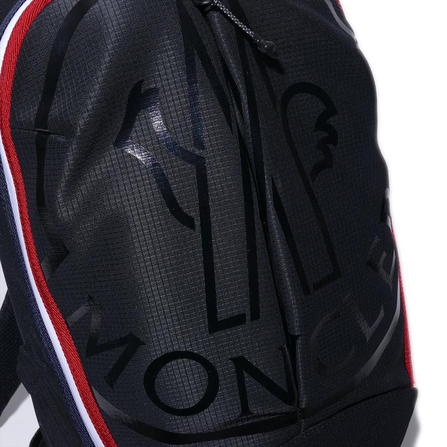 MONCLER ブラック バックパック Black New Pierrick Metal Logo Backpack - Bags & Small Accessories