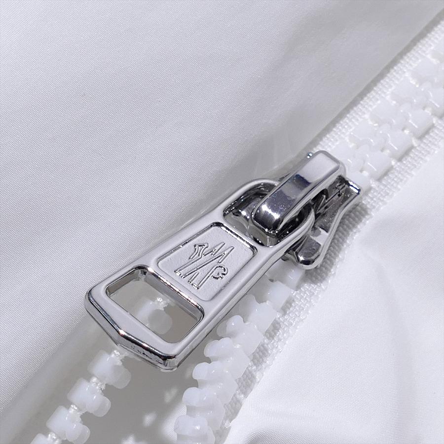 MONCLER（モンクレール） ウインドブレーカー CLAUT 034ホワイト