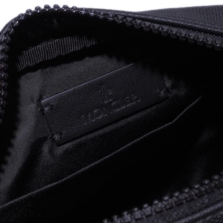 MONCLER（モンクレール） Nakoaクロスボディバッグ 5L00007 999