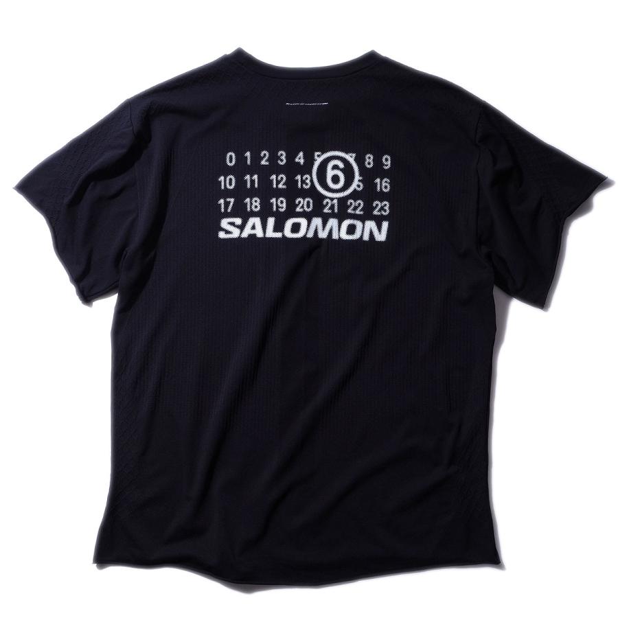 MM6 エムエムシックス メゾンマルジェラ MM6 x Salomon Tシャツ SH0GC0051 メンズ  半袖 カットソー 2025年春夏の画像
